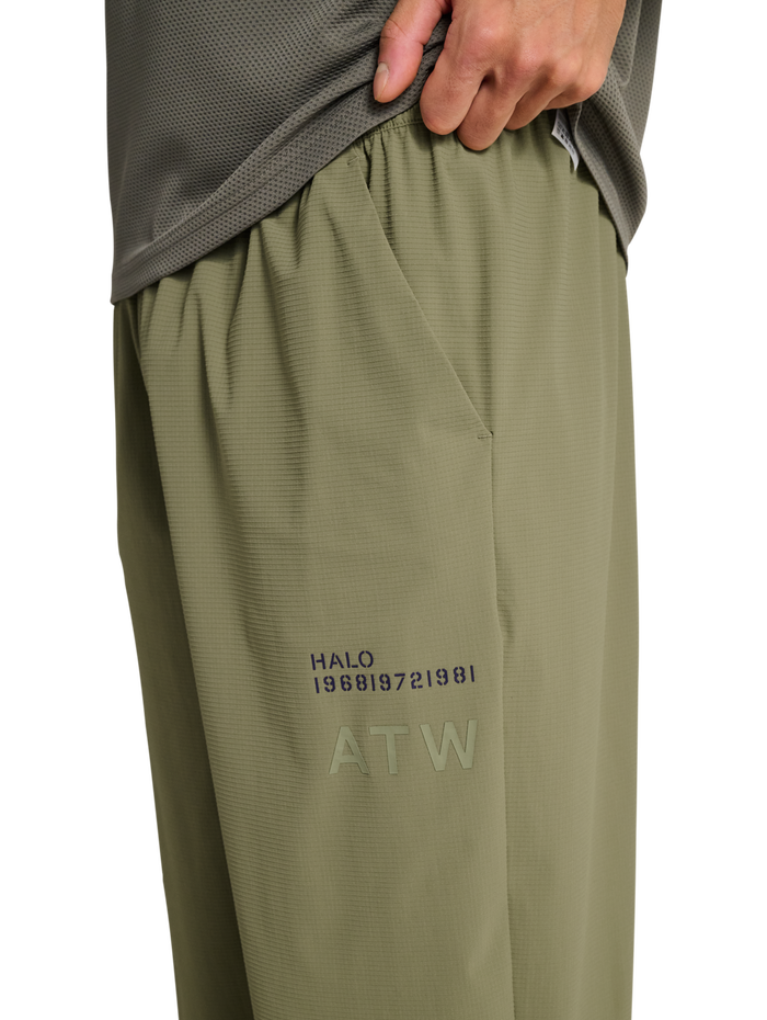 HALO AIR PANTS, MERMAID, model