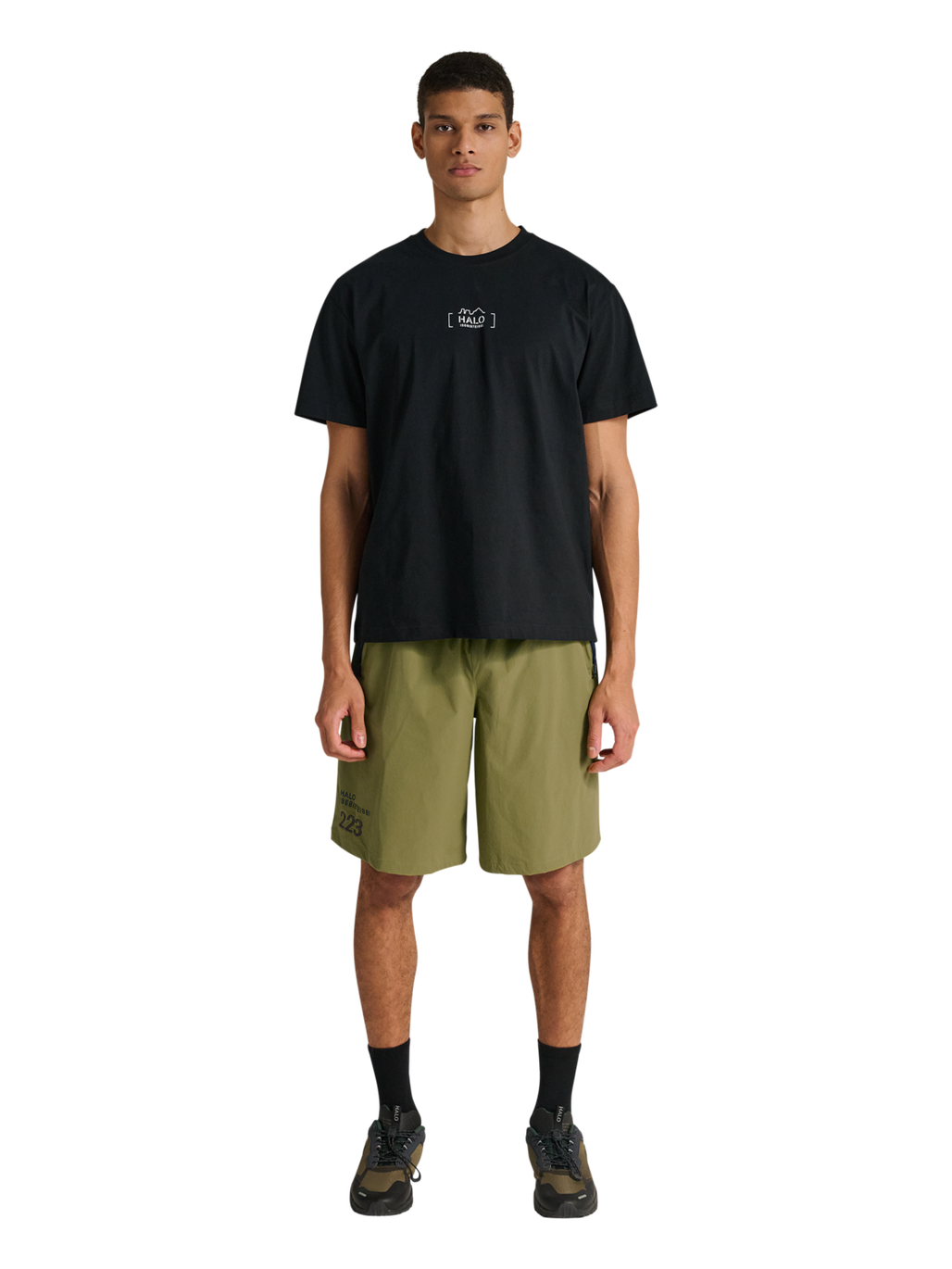 HALO MOVE SHORTS, OLIVE DRAB, model