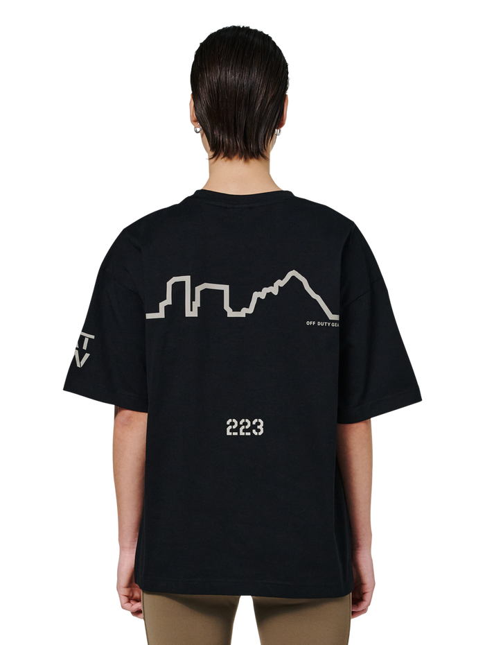 HALO GRAPHIC BOXY T-SHIRT, BLACK/SENECA ROCK, model