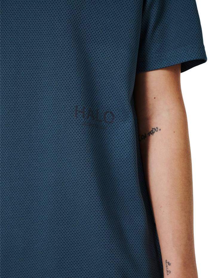HALO SORONA T-SHIRT, DARK SLATE, model