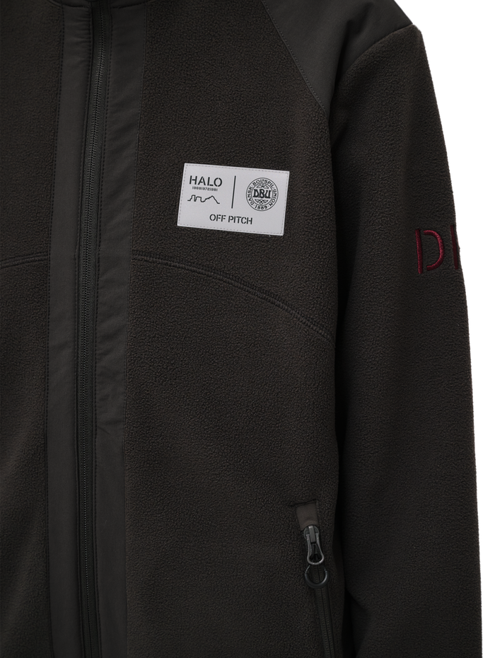 HALO DBU PANELED FLEECE JACKET, RAVEN, model