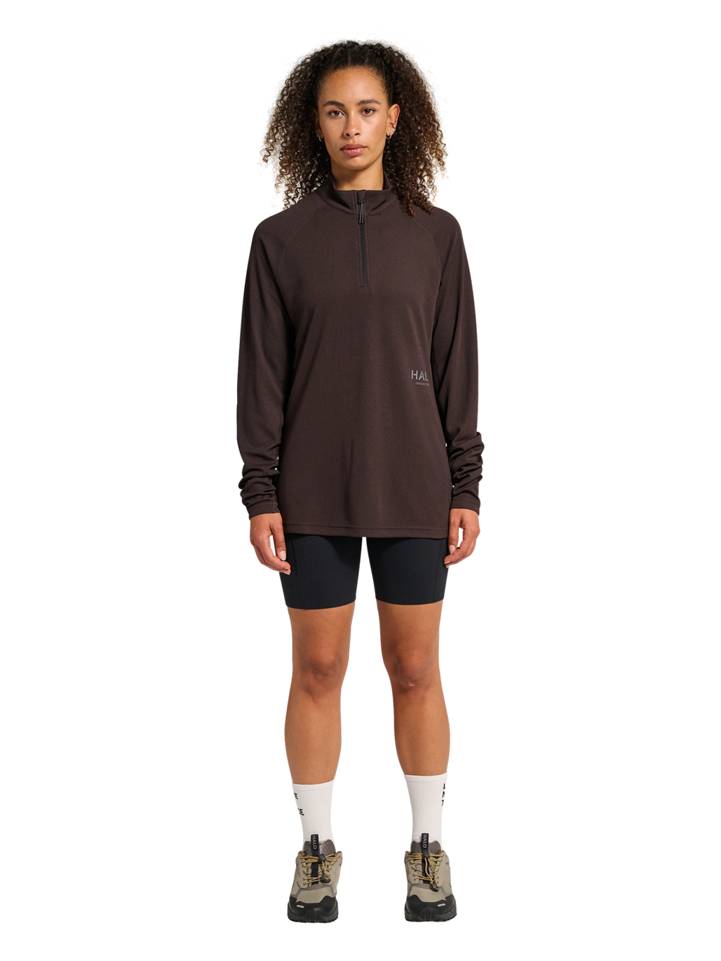 HALO SORONA HALF ZIP, CHOCOLATE TORTE, model