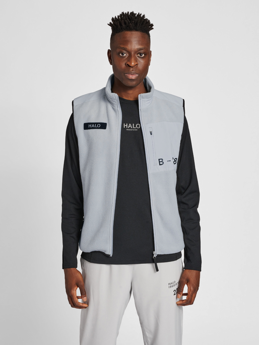 HALO TEDDY FLEECE VEST, HARBOR MIST, model