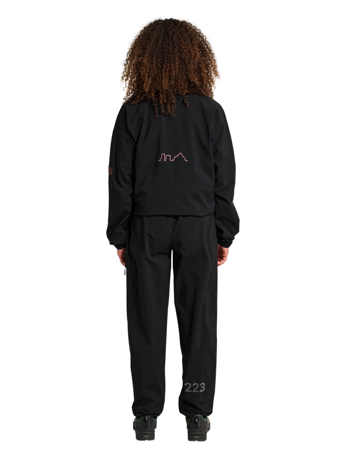 HALO STEEL JACKET, BLACK, model