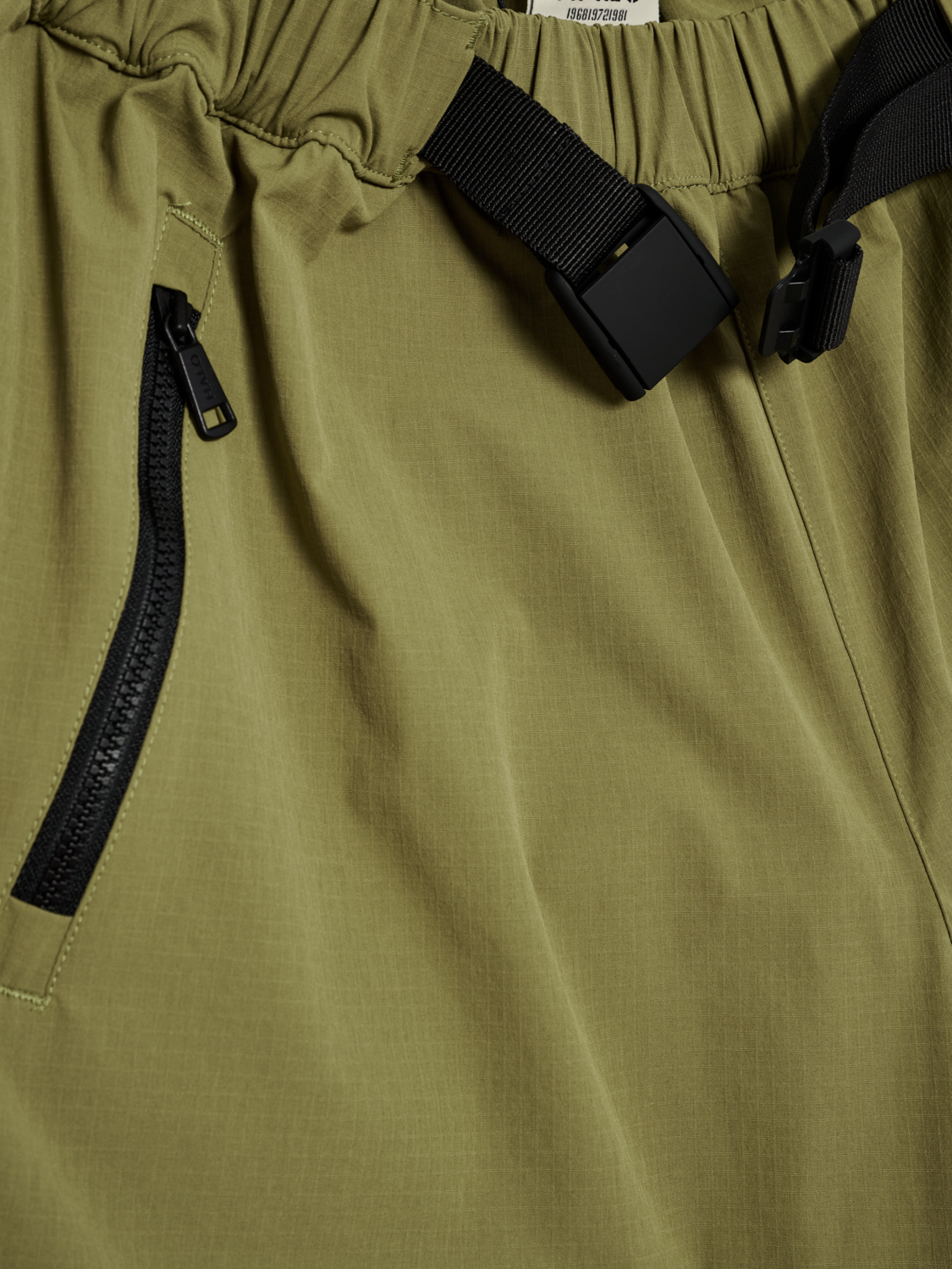 HALO MOVE SHORTS, OLIVE DRAB, packshot
