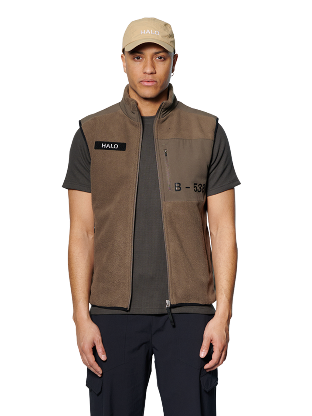 HALO TEDDY FLEECE VEST, MAJOR BROWN, model