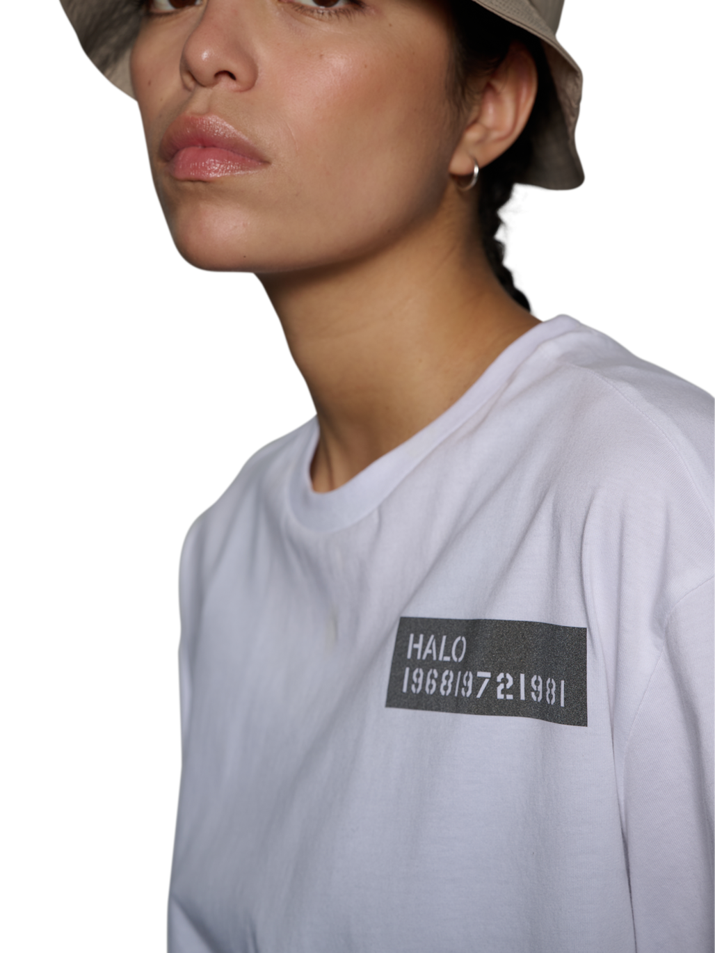 HALO 223 GEAR T-SHIRT, WHITE, model