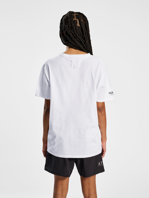 HALO LOGO T-SHIRT, WHITE, model