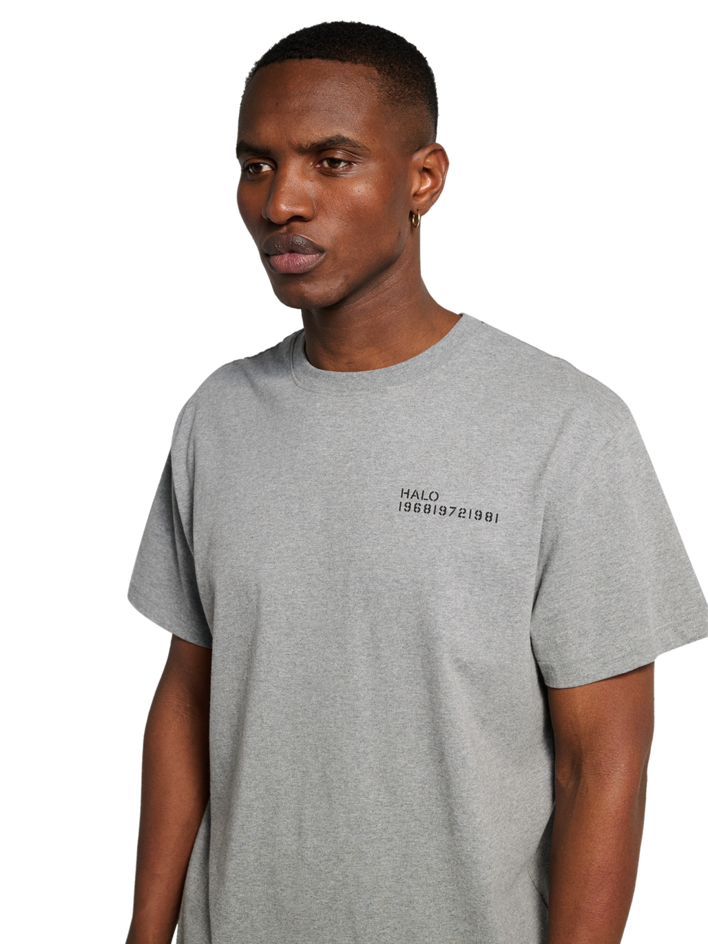 HALO ESSENTIAL T-SHIRT, GREY MELANGE, model