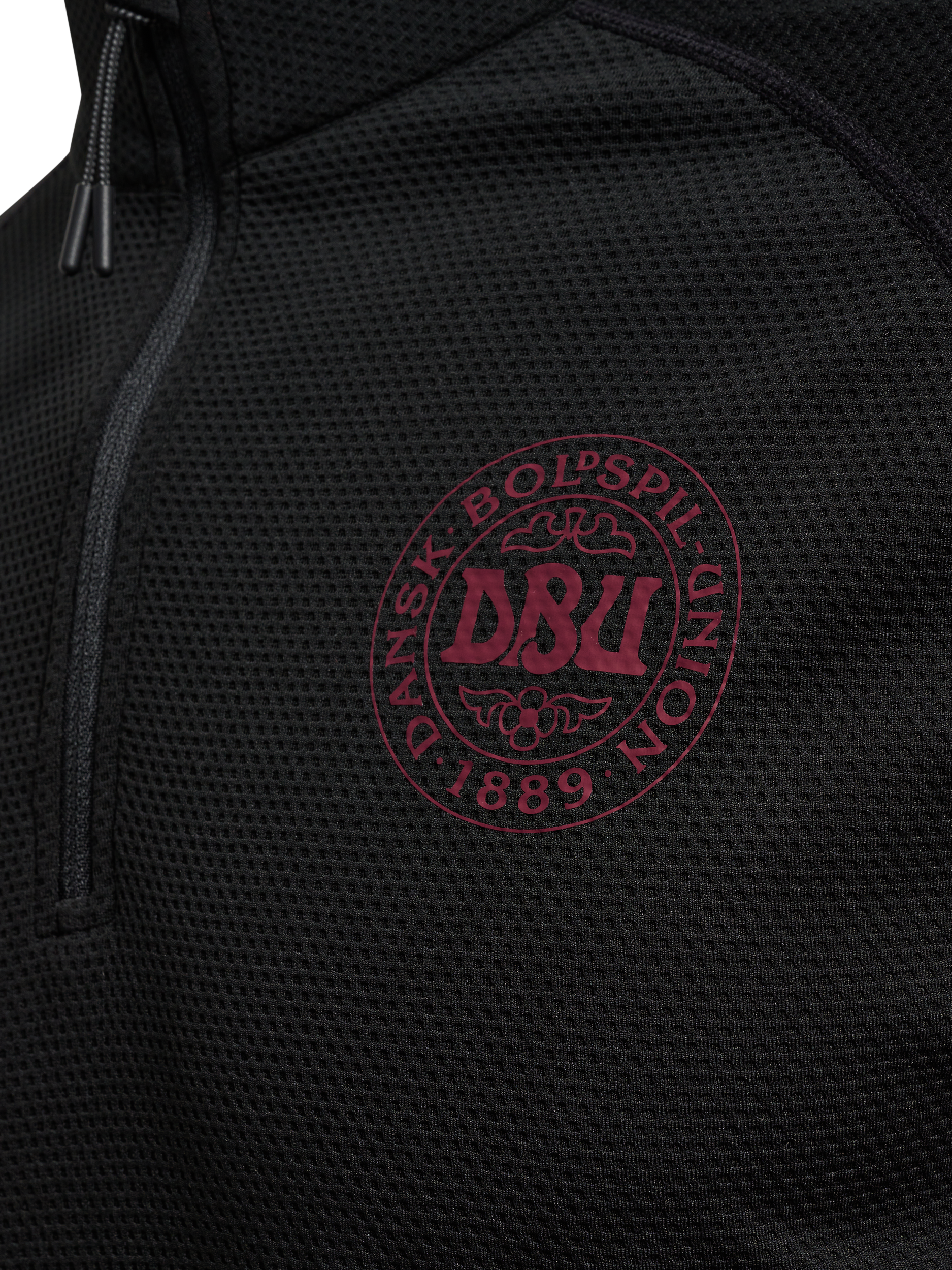 HALO DBU SORONA HALF ZIP, BLACK, packshot