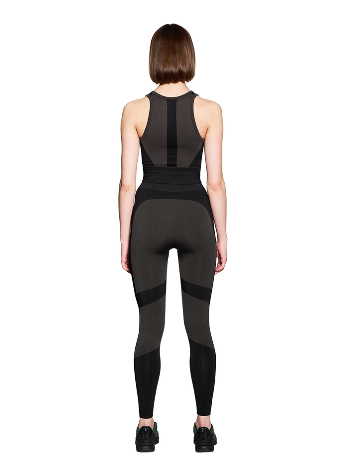 HALO WOMENS SEAMLESS TIGHTS, 2001, model