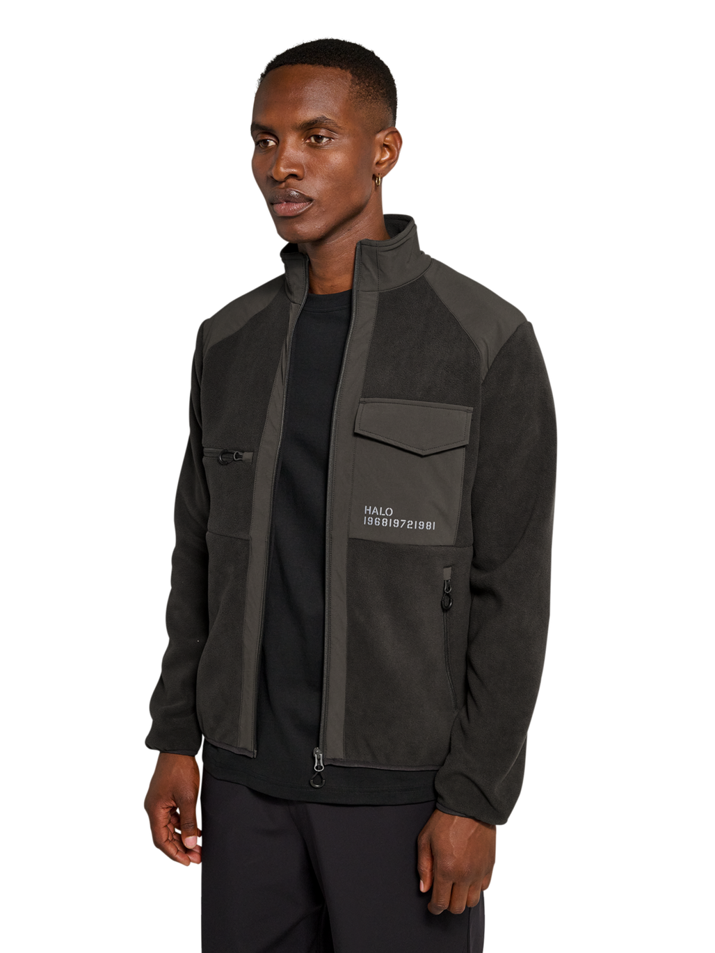 HALO PANELED FLEECE JACKET, RAVEN, model