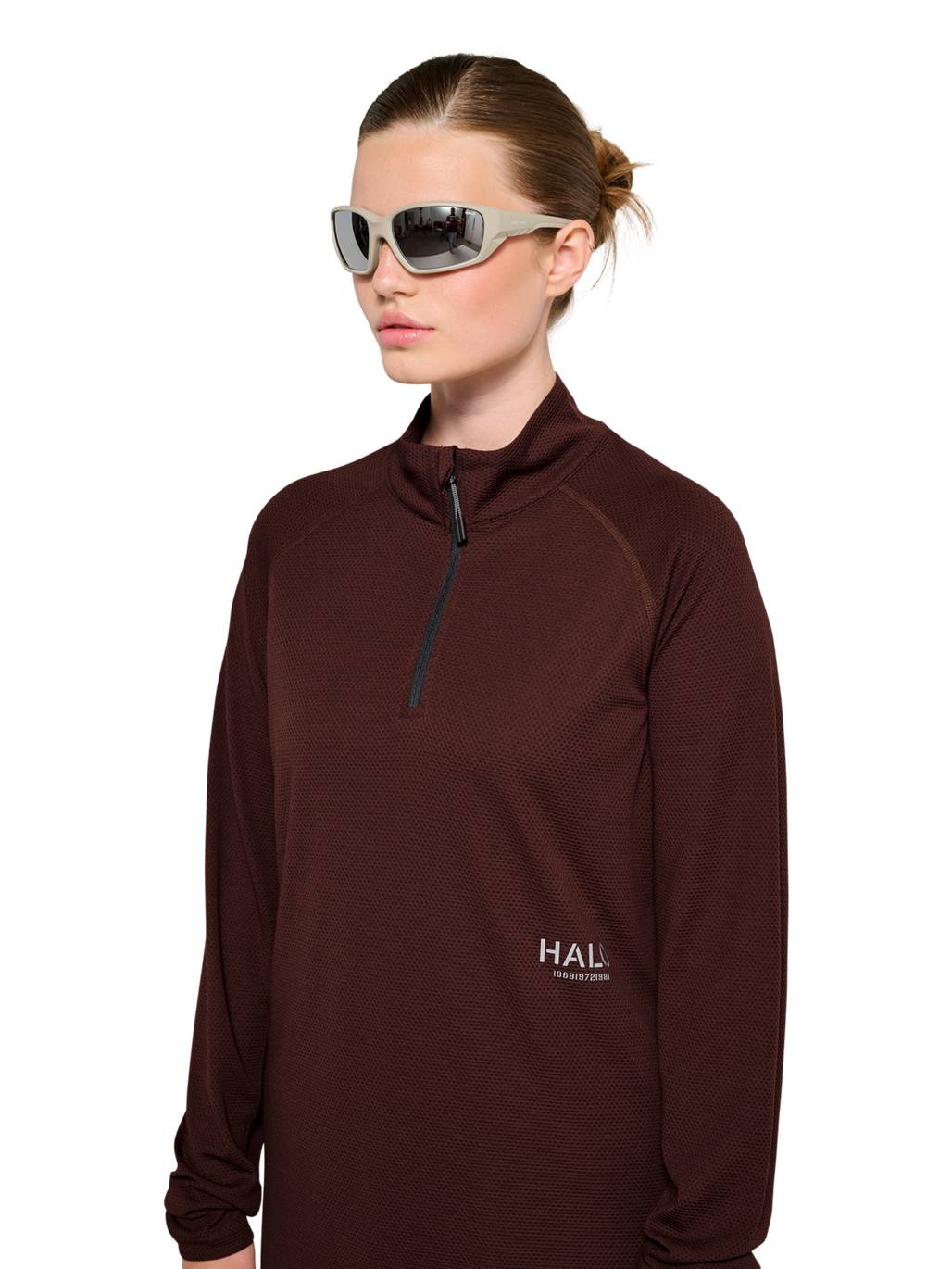 HALO SORONA HALF ZIP, BITTER CHOCOLATE, model