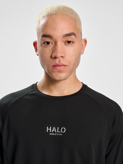HALO SORONA TRAINING T-SHIRT L/S, BLACK, model